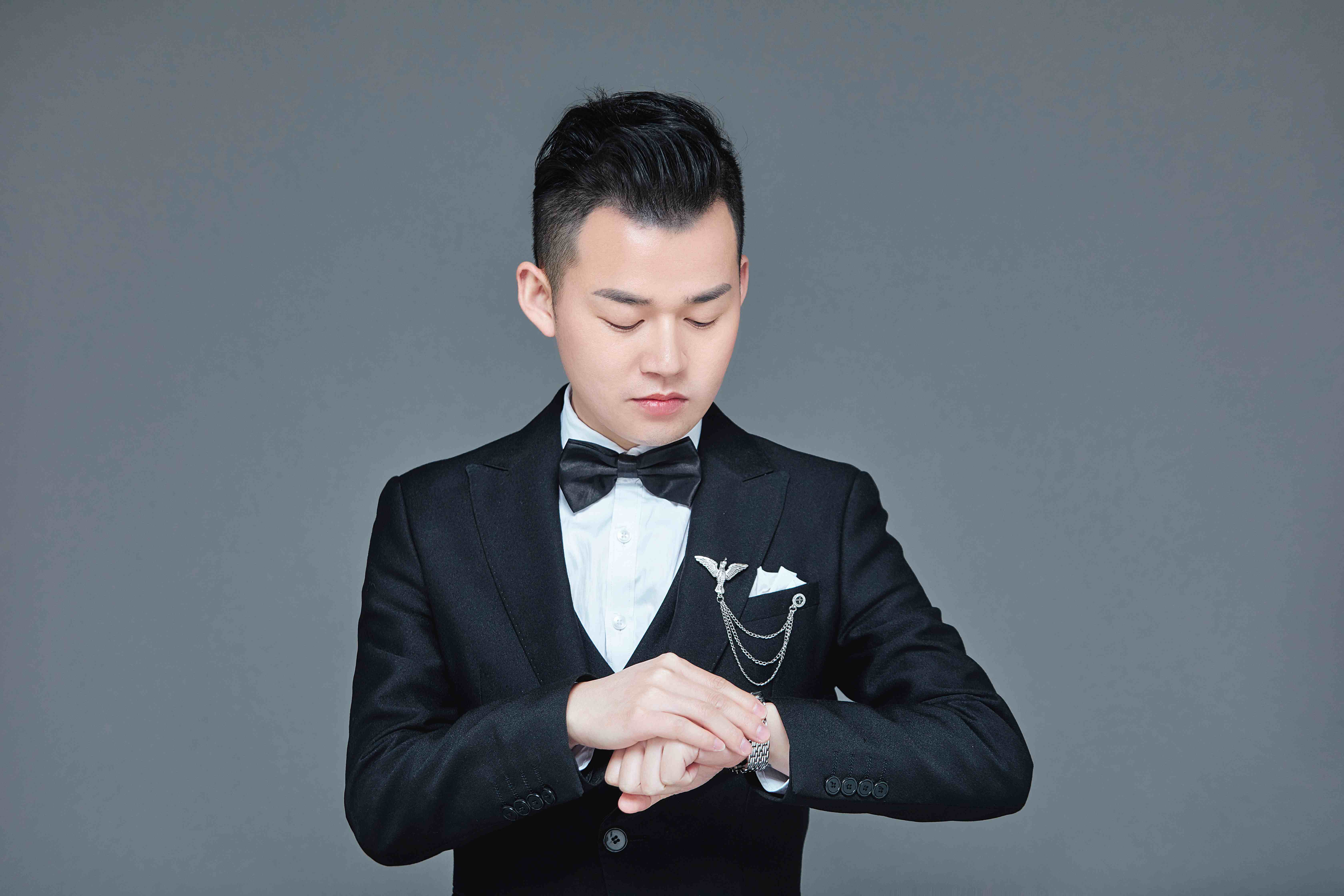 駐店設(shè)計師